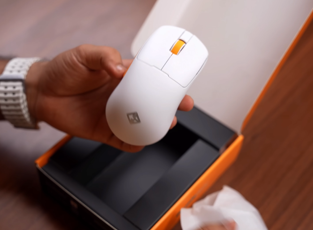 Cosmic Byte Velox Mouse Review